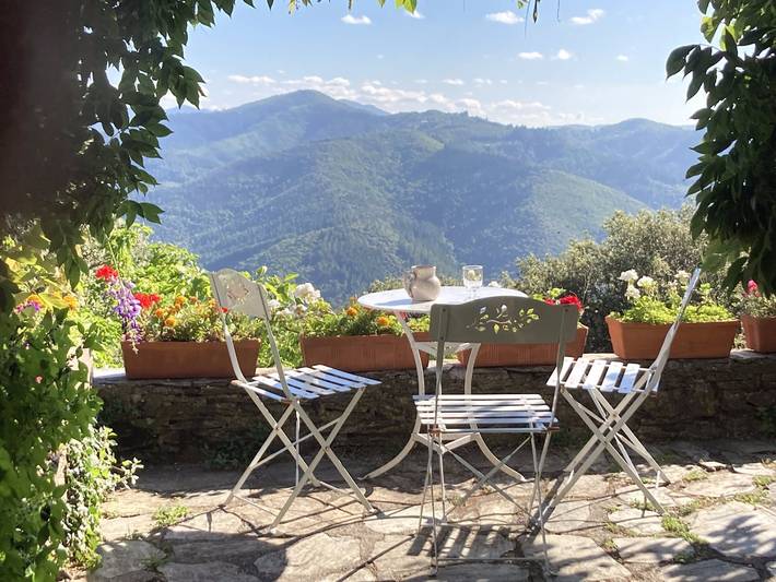 Gîte pour 5 personnes, avec jardin et terrasse à Sumène