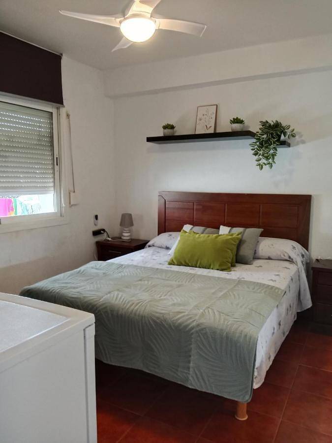 Bungalow para 2 personas, con jardín y vistas en Marbella