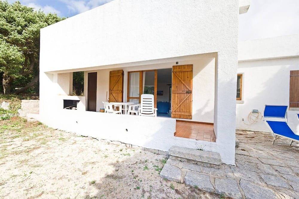 Villa Baia 38 100 meters from the beach in Baia Santa Reparata, Santa Teresa Gallura (Municipality)