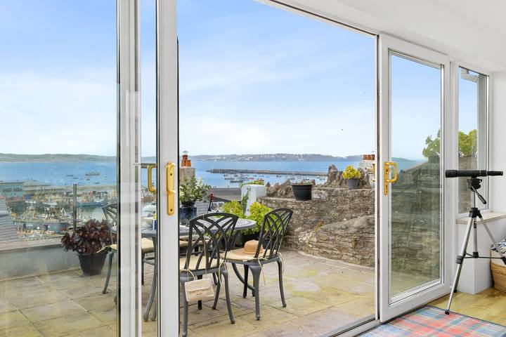 Ferienhaus für 4 Personen, mit Balkon und Garten