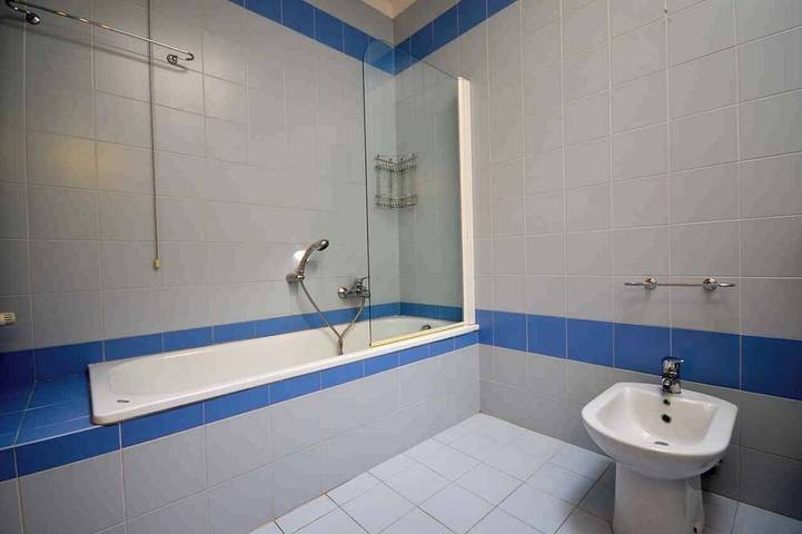 Bungalow für 8 Personen, mit Balkon und Terrasse sowie Garten und Pool in Bibione - 4