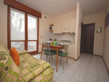 Ferienwohnung für 4 Personen, mit Garten und Ausblick in Lignano Pineta