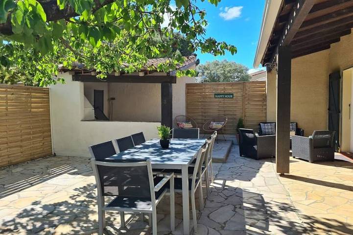 Villa for 6 people, with garden and terrace in Carcassonne