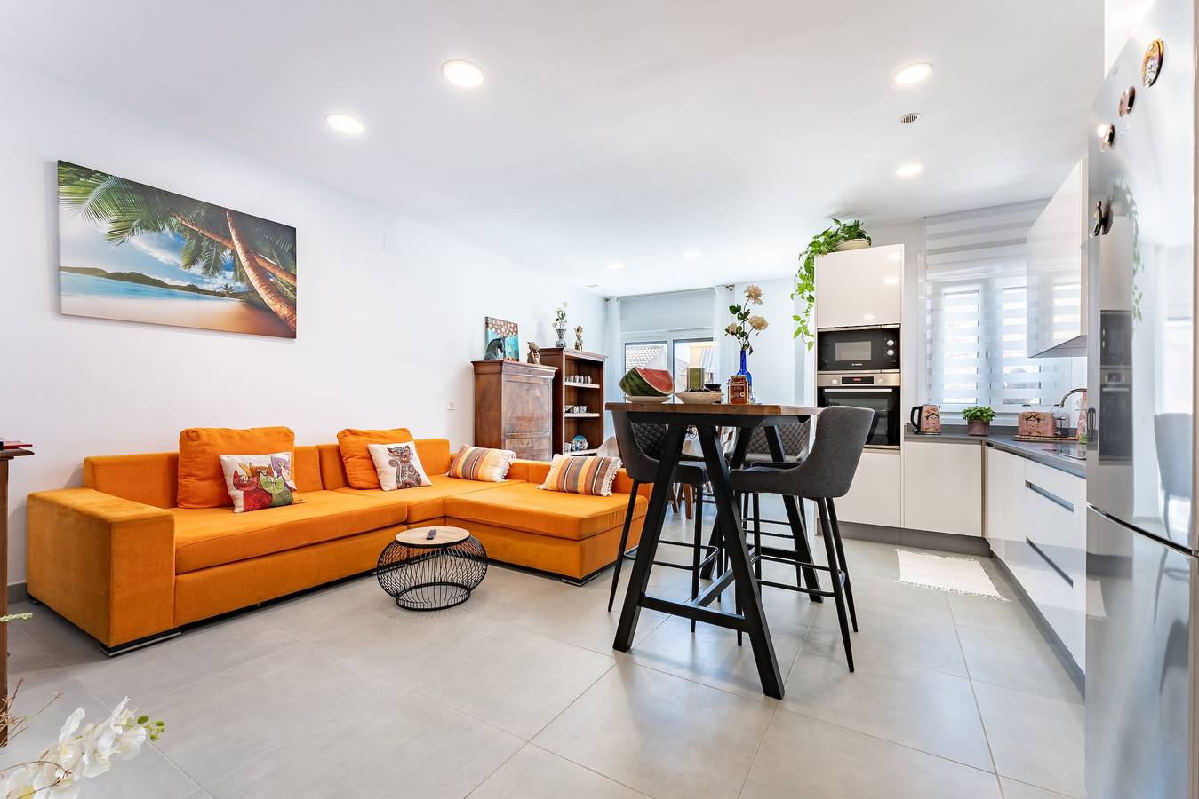 Apartamento entero, Apartamento 'Apartamento Novasol' con terraza privada, Wi-Fi y aire acondicionado in Los Boliches, Fuengirola