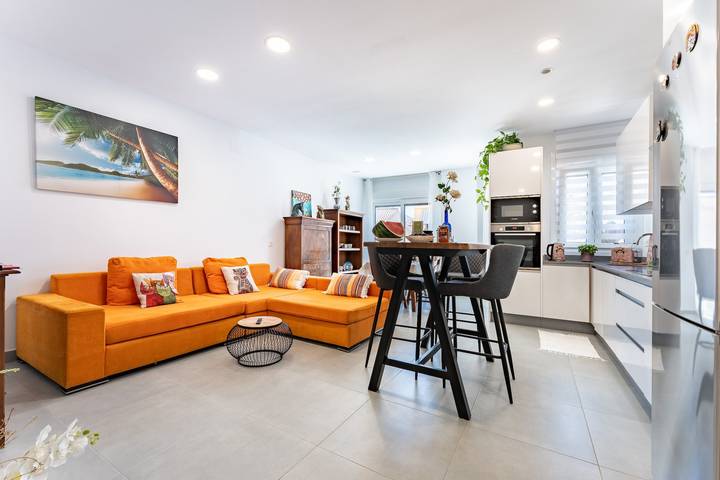 Ganze Wohnung, Ferienwohnung 'Apartamento Novasol' mit Privatterrasse, Wlan und Klimaanlage in Los Boliches, Fuengirola