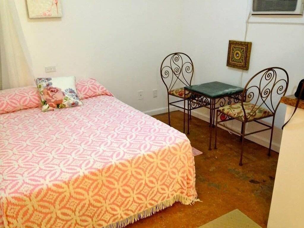 Entzückende winzige 2 Person Shabby Chic Cottage nur zwei Blocks zum Strand in Gulfport, Harrison County