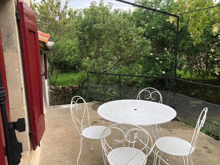 Location de vacances pour 4 personnes, avec terrasse et jardin à Saint-Beauzély - 2
