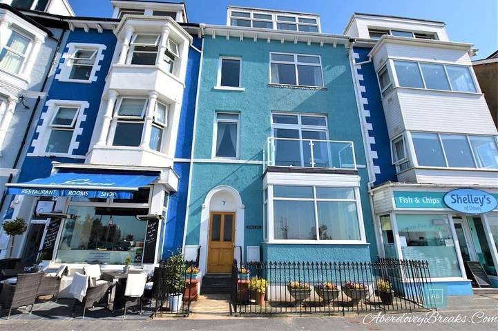 Holiday home for 6 people in Aberdovey
