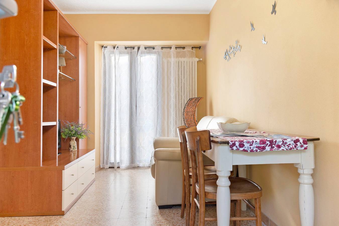 Ganze Wohnung, Apartment „La Casetta“ mit privatem Garten, Balkon und Wlan in Marzio, Luganer See (Lombardei)