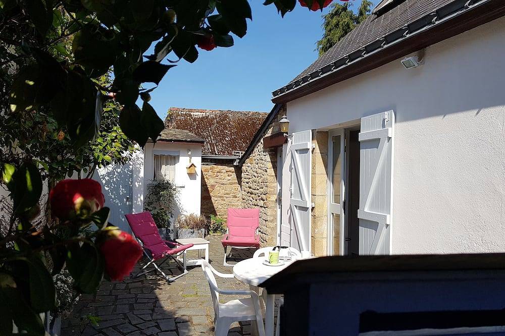 La Traversière extérieur clos,plage 600m, commerces 100m,wifi in Arradon, Côte des Mégalithes