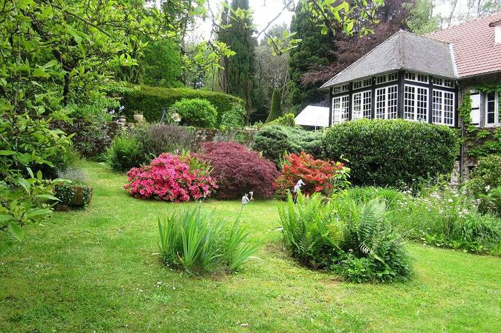 Chambre d’hôte pour 4 personnes, avec Terrasse ainsi que Jardin et Piscine
