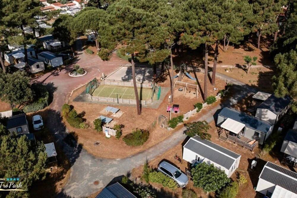 Zecamping 4 étoiles locatif Tv 25m2 in Saint-Trojan-les-Bains, Côte de Beauté