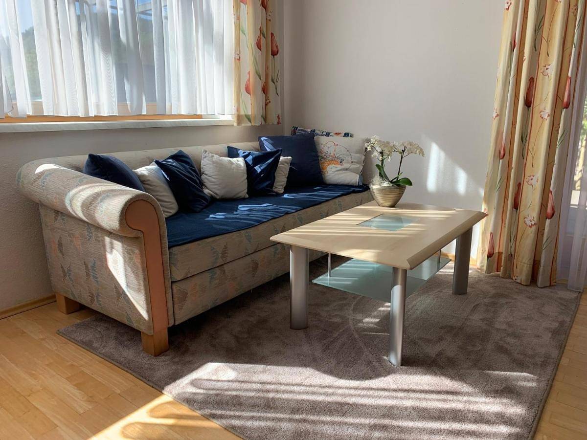 Ganze Ferienwohnung, Apartment with Terrace in Innviertel