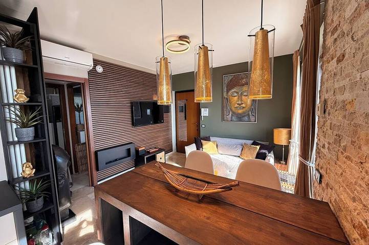 Ganze Wohnung, Deluxe Sky Lounge Boutique Penthouse Apartment-private Rooftop 360°Lake View M3 in Maderno, Toscolano-Maderno