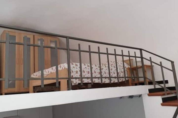Apartamento entero, Open space with a garden, 2 minutes from the ocean in Bagni Miramare, Camogli