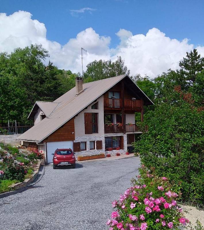 Chambre d’hôte pour 2 personnes, avec vue ainsi que jardin et terrasse dans Hautes-Alpe - 4