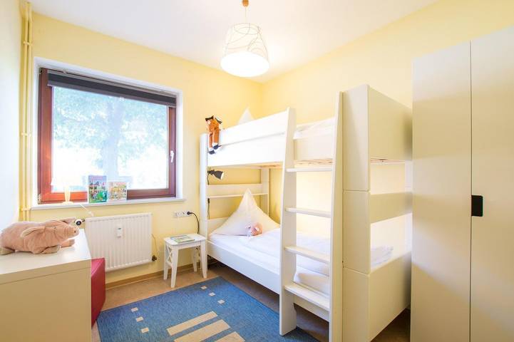 Ferienwohnung für 4 Personen, mit Garten und Ausblick in Rettin - 2