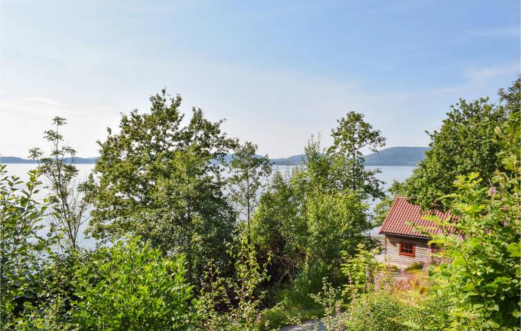 Ferienhaus für 10 Personen mit Whirlpool in Fusa