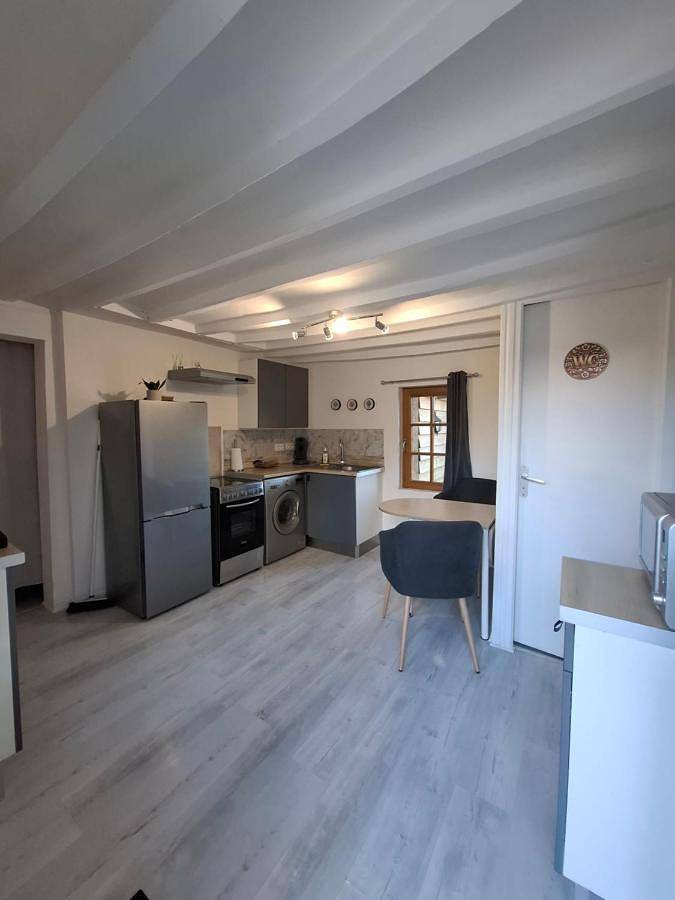 Location de vacances pour 2 personnes, avec Jacuzzi et Terrasse ainsi que Jardin et Vue dans Mesnil-en-Ouche - 4