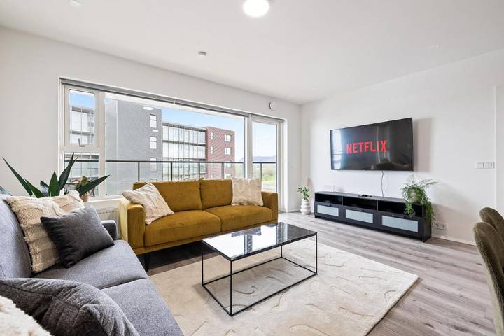 Ferienwohnung für 9 Personen, mit Terrasse und Ausblick - 1