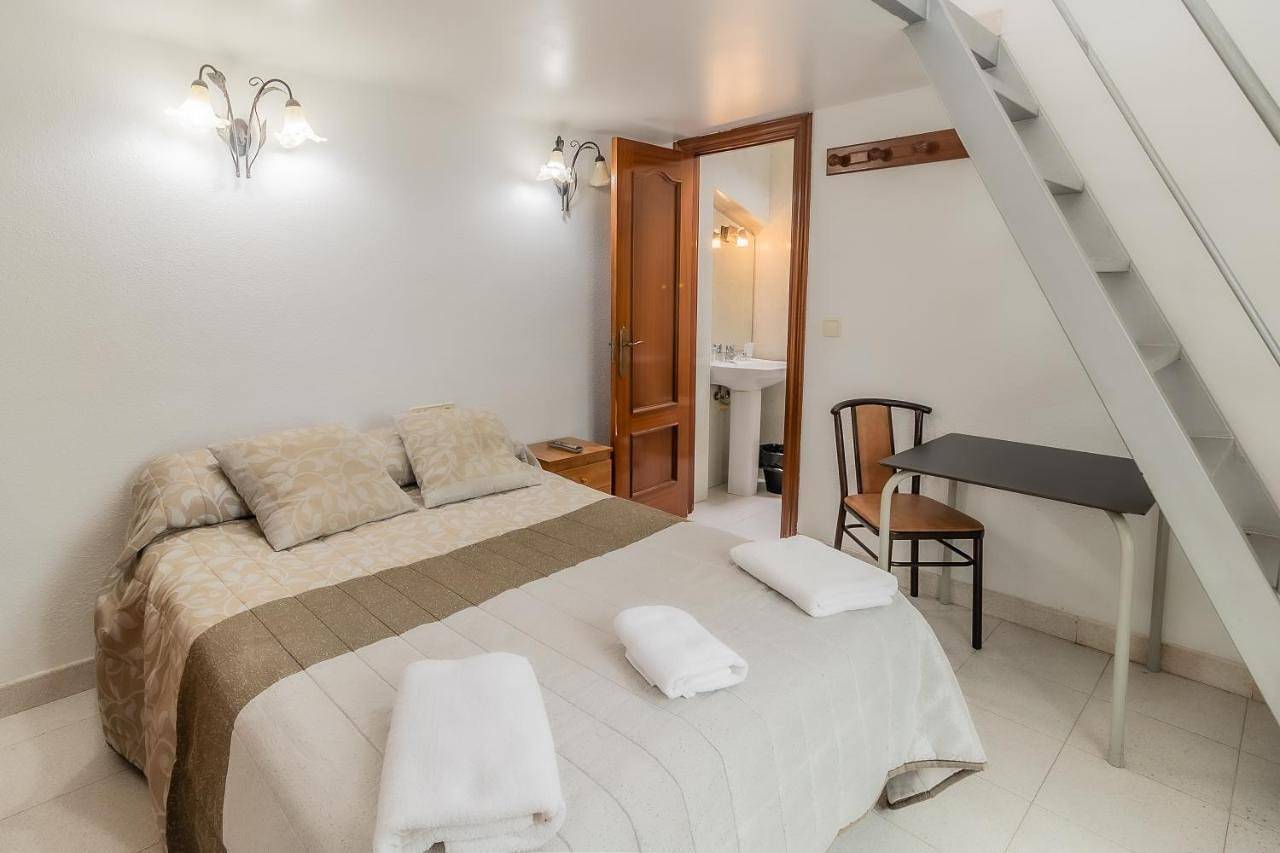 Hostal - Restaurante La Buena Villa in Burgos, Burgos Provinz