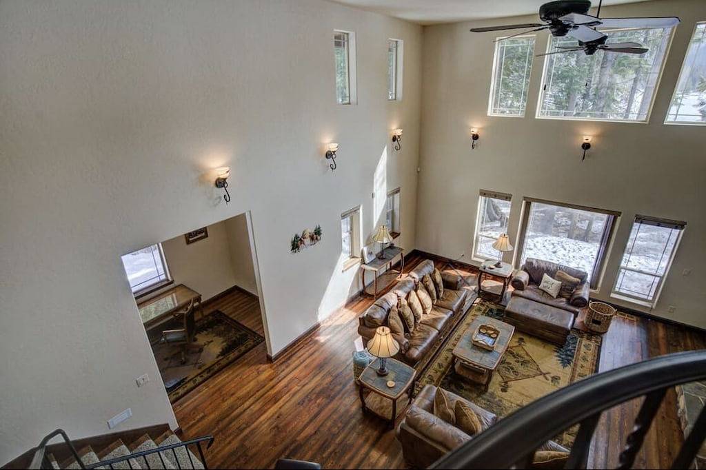 Spacious Family Home on Priest Lake Golf Course in Kaniksu Nationalwald