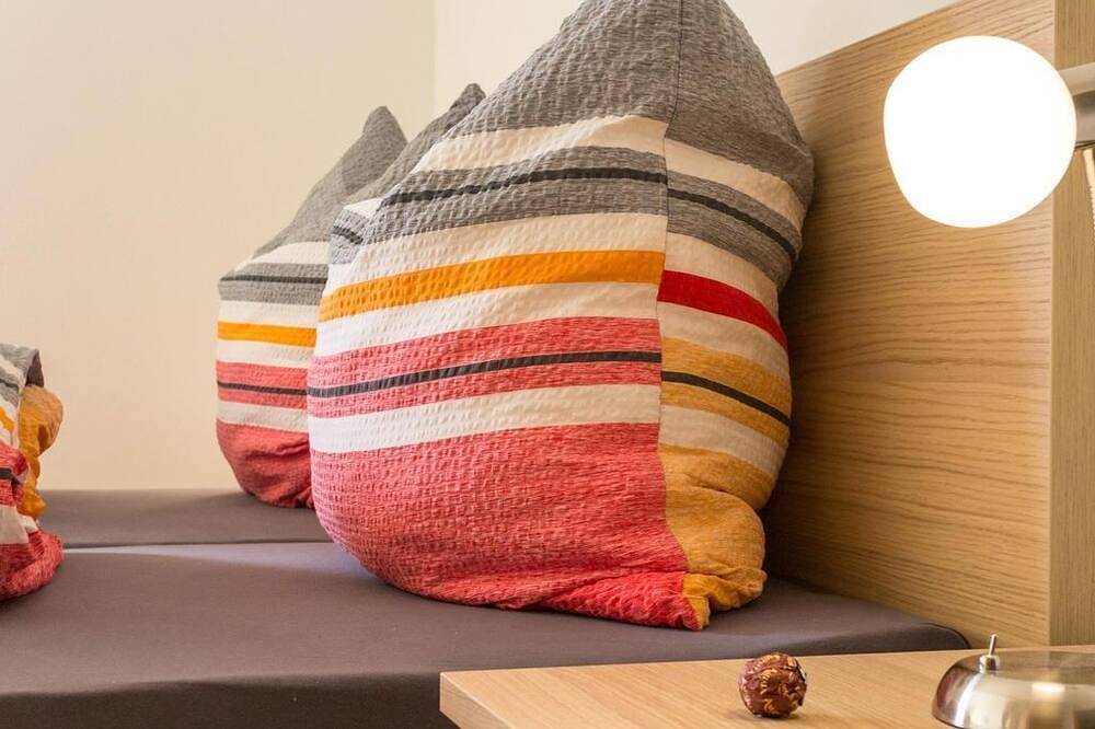 Ganze Wohnung, Ferienwohnung \"Am Altstadtring\" - Ferienwohnung für 2 Personen in Rockenhausen, Pfälzer Bergland