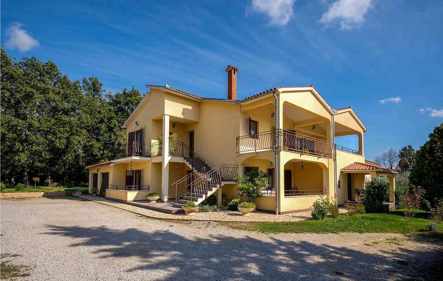 Ganze Ferienwohnung, Charmante Ferienwohnung mit Pool, Terrasse, Klimaanlage und WLAN in Grad Poreč, Porec und Umgebung