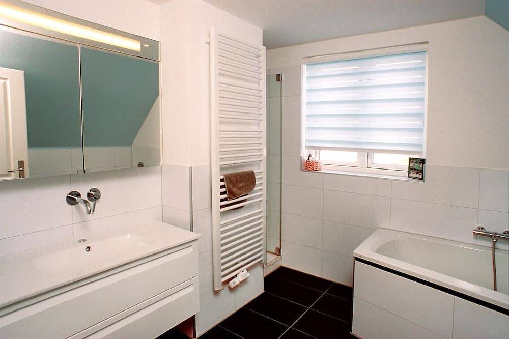Ferienhaus \" Strand 22 \", an der Ostsee, Dachterrasse,  Sauna,  Wlan, - Seaside- in Rosenhagen, Dassow
