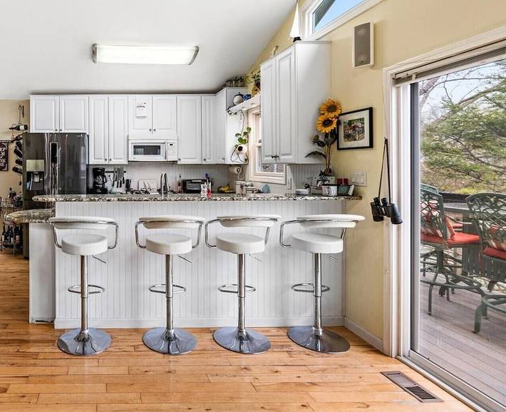 Cabin for 12 people, with yard and balcony in Norris Lake