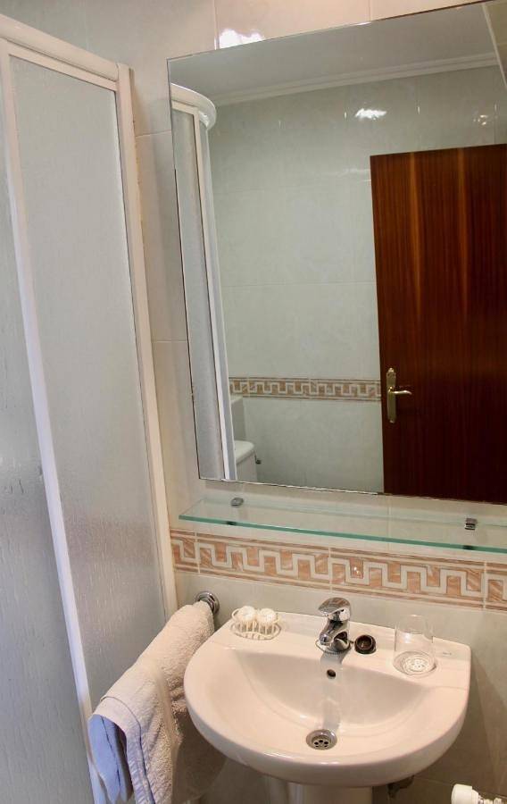 Twin Room in Irún, Guipúzcoa