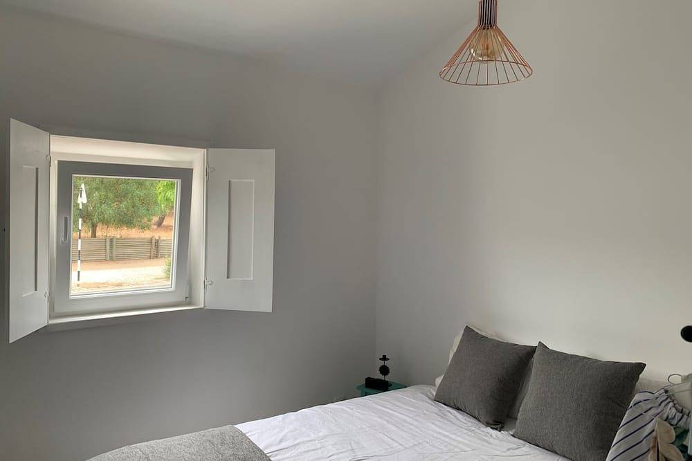 Beach, Surf and City - 1 bedroom villa in Halbinsel von Setúbal