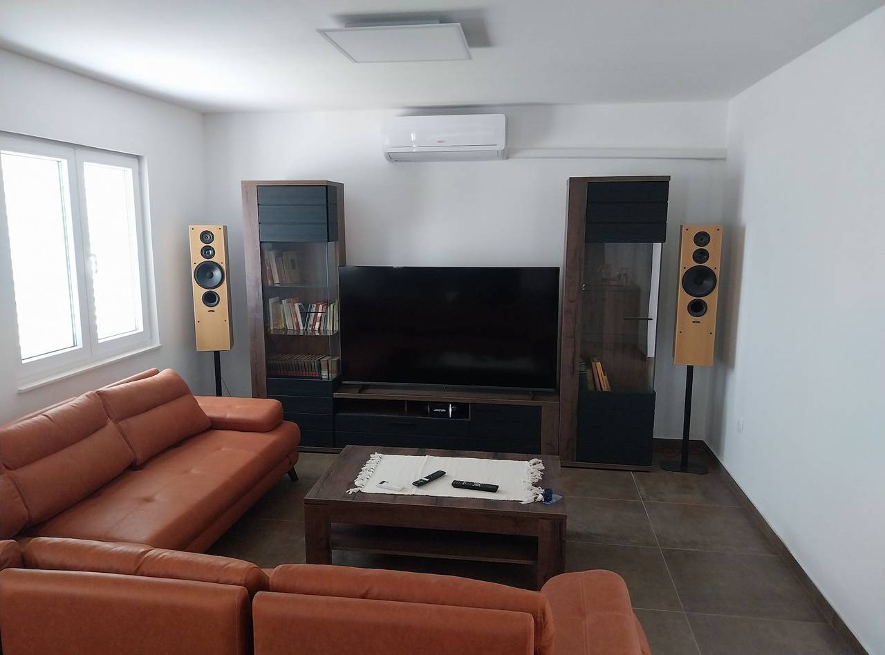 Villa Marija - Five Bedroom Villa with Terrace and Swimming Pool in Podstrana, Split-Dalmatien