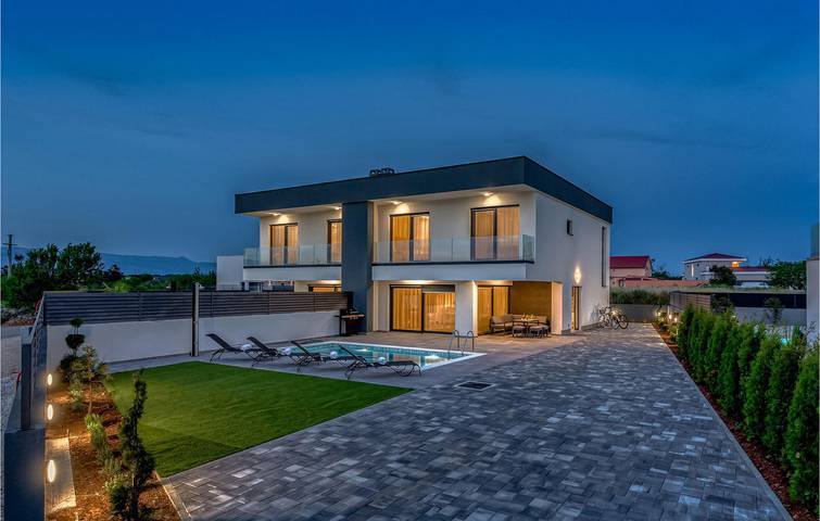 Ferienhaus für 8 Personen, mit Sauna und Terrasse, mit Haustier in Nin - 3