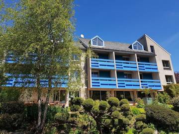 Hôtel pour 2 personnes, avec terrasse et jardin à Thiézac