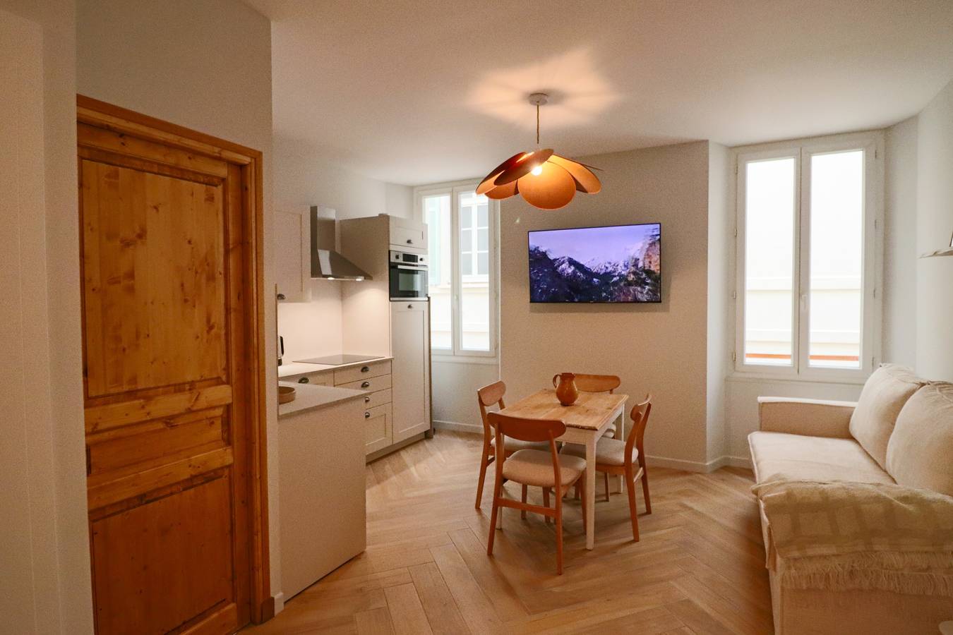 Hel leilighet, Séjour de Luxe au Vieil Antibes & plage in Antibes, Cannesregionen