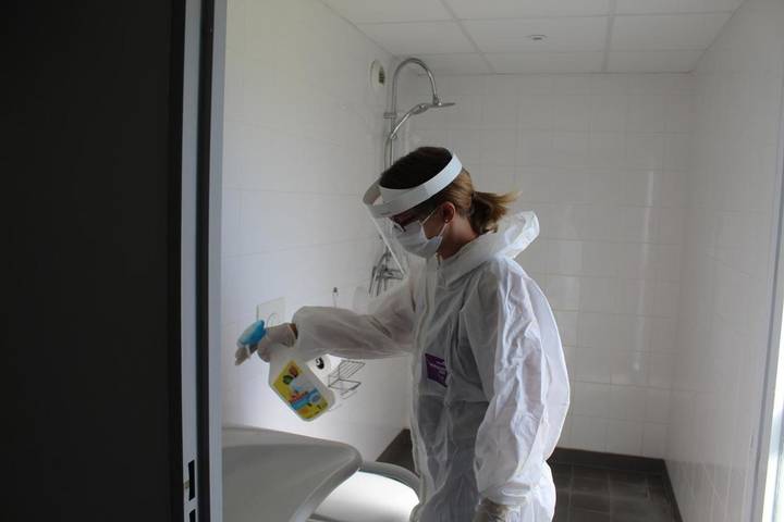 Hôtel pour 2 personnes, avec terrasse à La Chapelle-Saint-Luc - 2