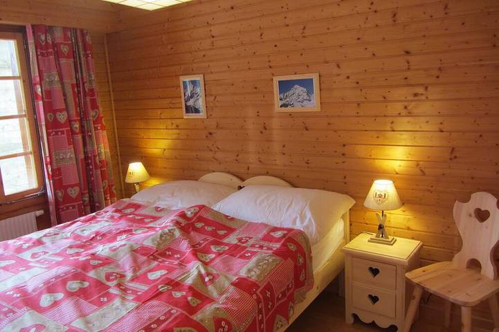 Gîte pour 4 personnes, avec jardin et terrasse dans Chandolin - 2