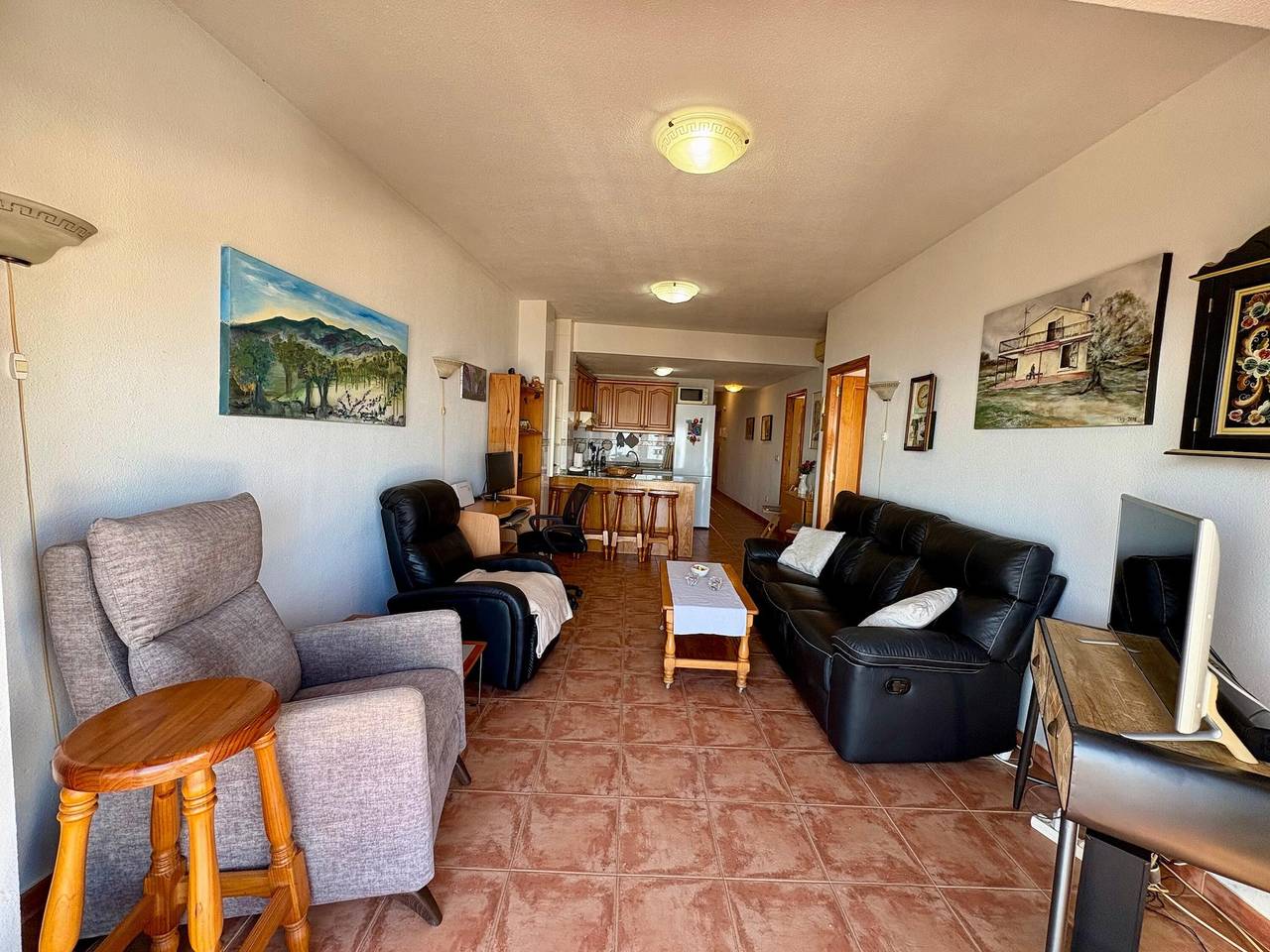 Entire apartment, Cozy Beachside Apartment with Balcony and AC in La Vila Joiosa, Costa Blanca