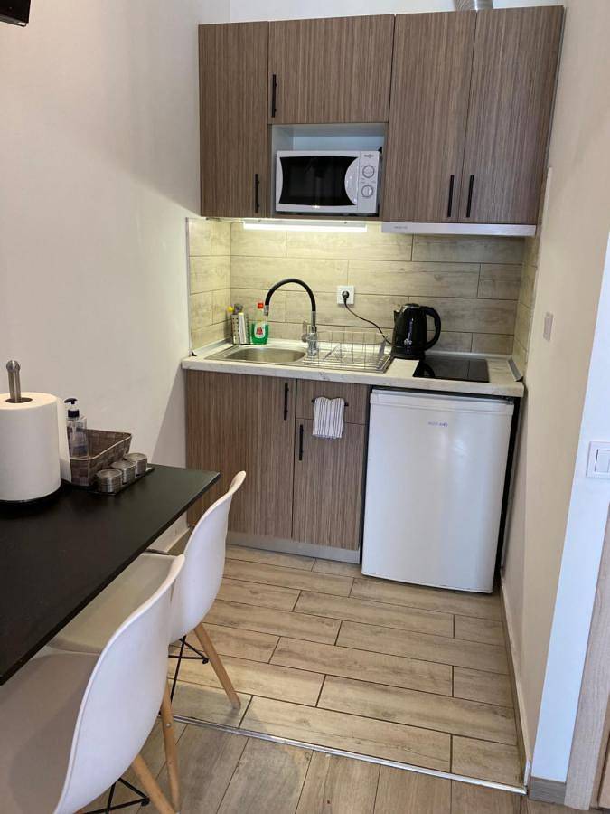 Gîte pour 4 personnes, avec terrasse et vue dans Gialova - 2