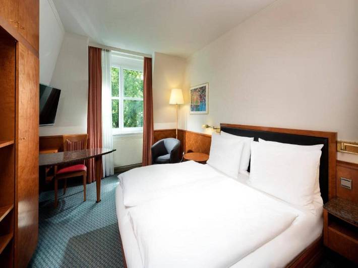 Ferienwohnung für 2 Personen, mit Terrasse und Garten sowie Sauna in Leipzig - 3