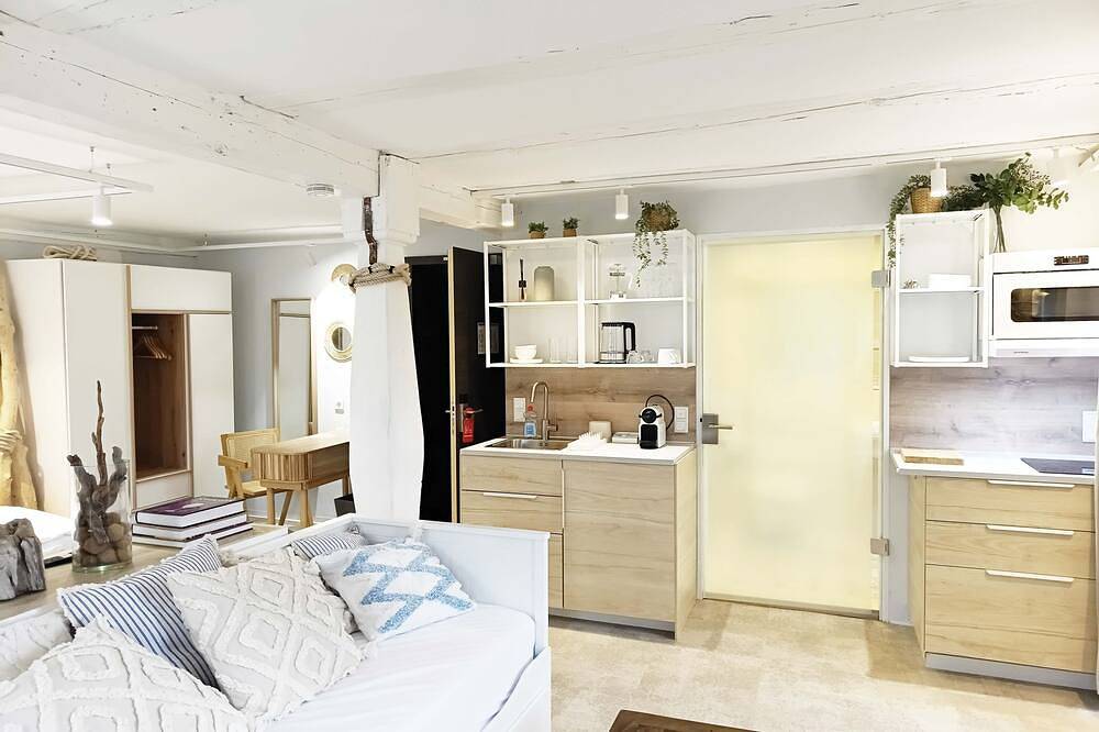 Nox Designhotel mit Self-Check-In Zimmer 6 Beach mit Küche in Walzbachtal, Kraichgau