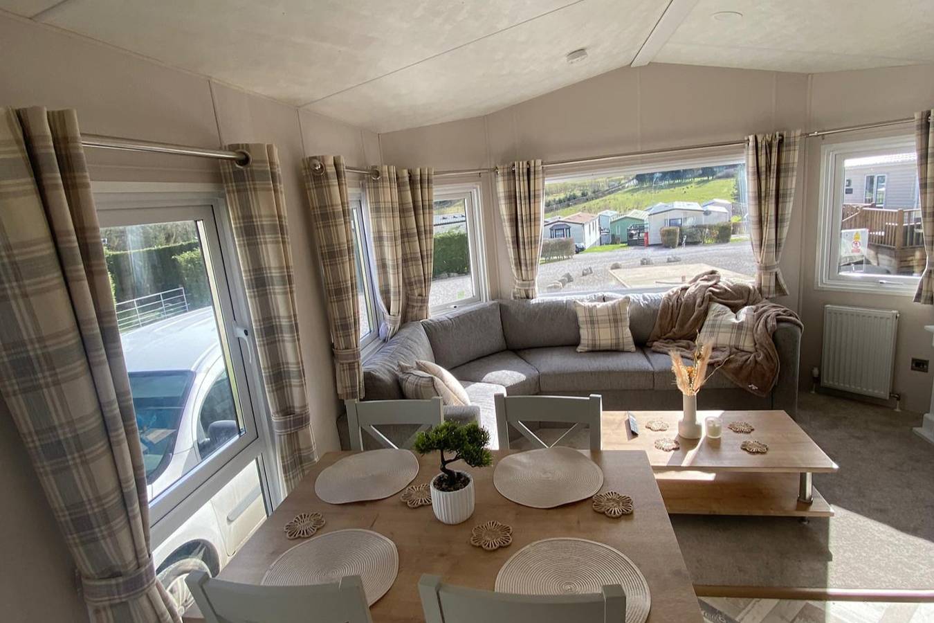 Westfield Lodge Retreat-Sleeps 6-Pet Friendly in Lancashire