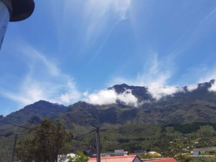Chambre d’hôte pour 2 personnes, avec balcon et vue à Cilaos - 2