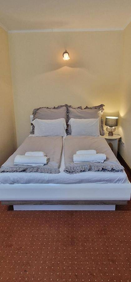 Cały apartament wypoczynkowy, Pokoje Śpij-tu z jacuzzi in Mikołajki, Powiat mrągowski