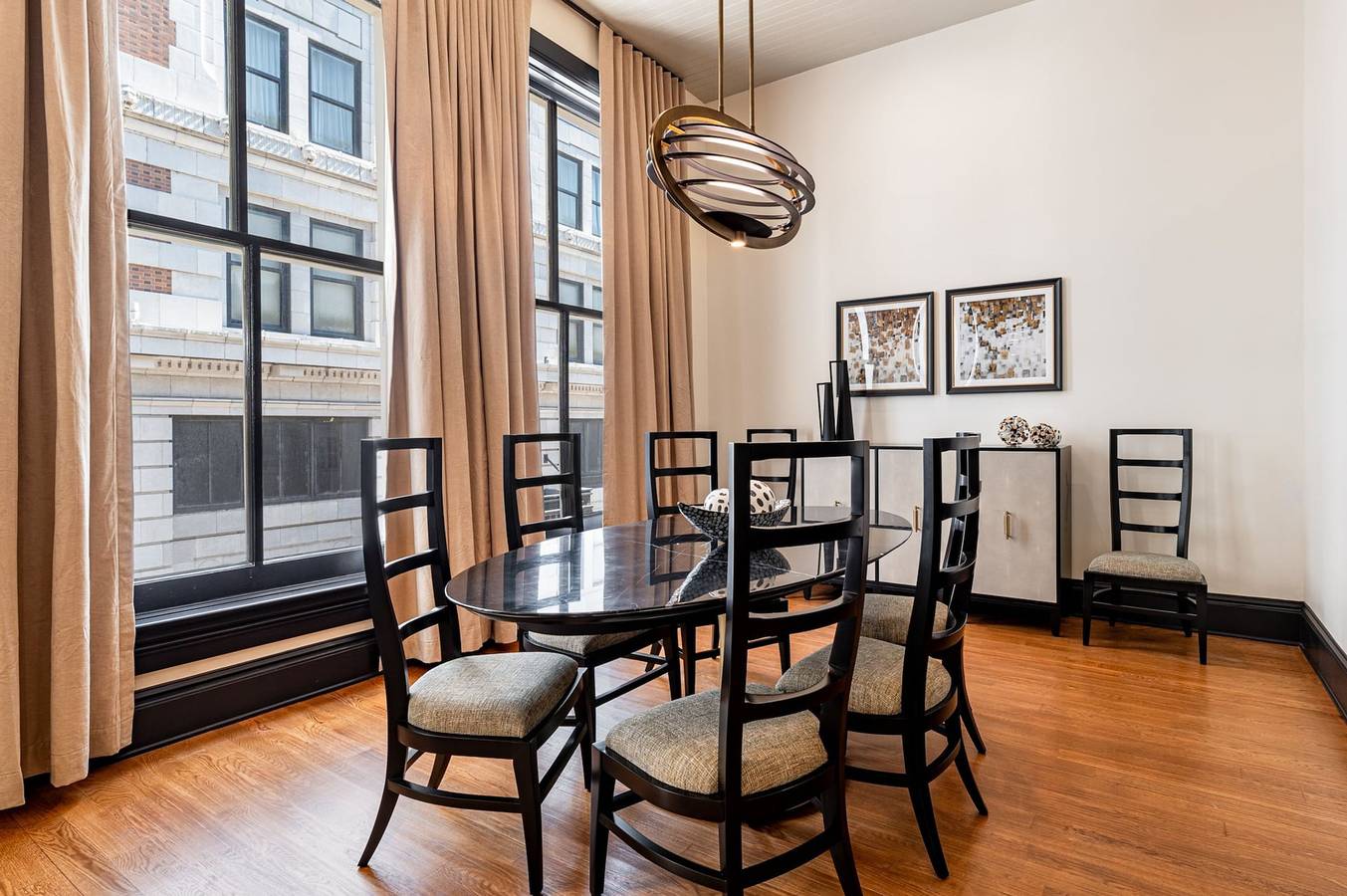 Apartamento entero, 2Br Elegant French Quarter Escape | The Mayfair in Storyville (New Orleans), New Orleans