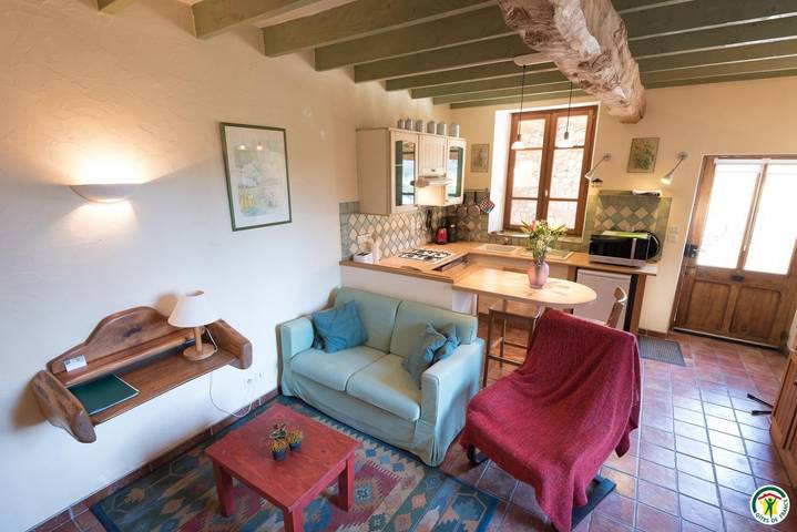 Casa de huéspedes para 2 personas, con vistas además de jardín y terraza - 1