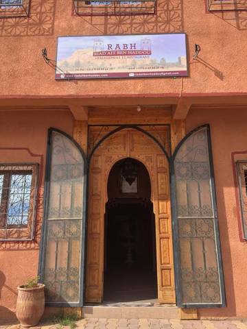 Maison d’hôte pour 3 personnes, avec vue et terrasse dans Aït-ben-Haddou