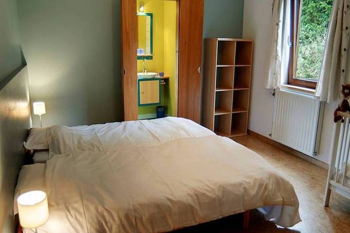Location de vacances pour 18 personnes, avec jardin ainsi que sauna et terrasse dans Ovifat - 3