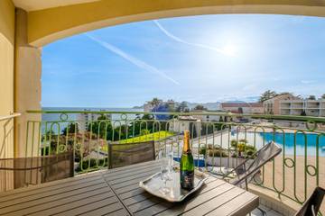 Appartement De Vacances pour 4 Personnes dans Cannes, Région de Cannes, Photo 1